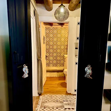 Historic Adobe 1 Acre Compound Ultimate Immersion Classic & Dreamy Holiday home Santa Fe