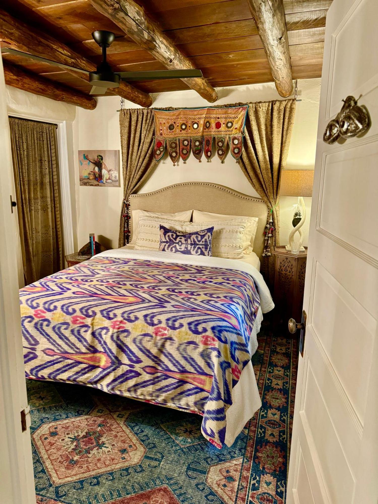 Historic Adobe 1 Acre Compound Ultimate Immersion Classic & Dreamy Hébergement de vacances *